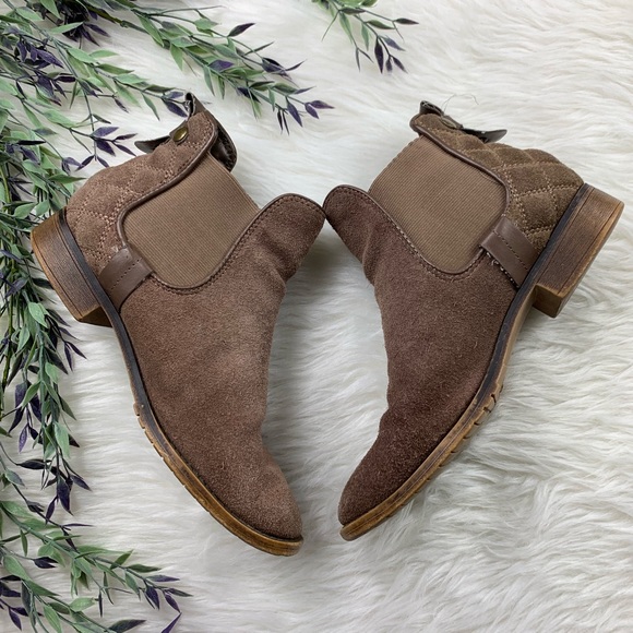 Steve Madden Shoes - Steve Madden “Peyyton” Quilted Suede Ankle Boots